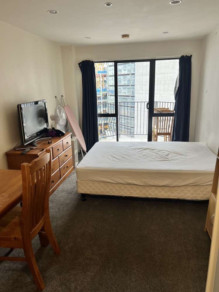 5H/23 Emily Place 10015_2