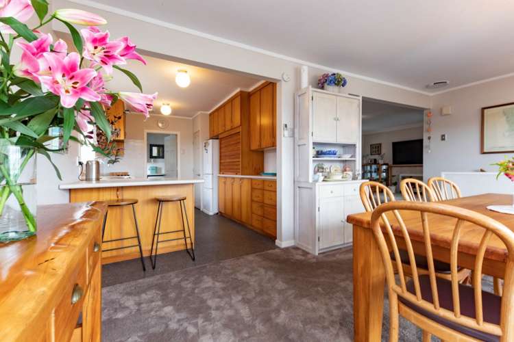 8 Tiki Street New Lynn_10