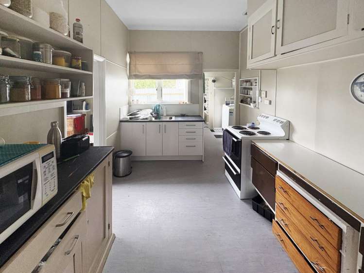 1/6 Roosevelt Street 10516_2