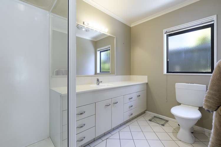 61 Stableford Drive Pyes Pa_13