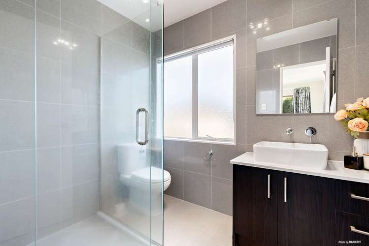 2 Leburn Crescent Flat Bush_11