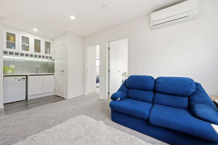 9/90 Picasso Drive West Harbour_15