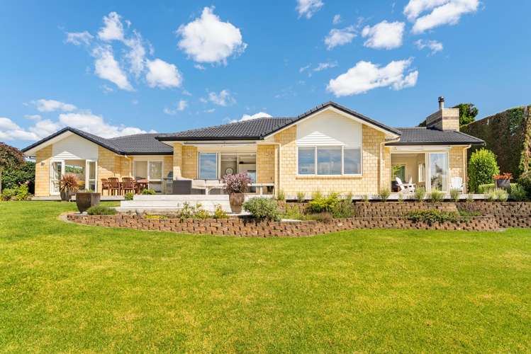 249 Walker Road East Aongatete_9