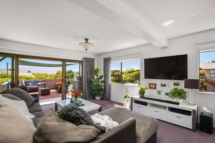 4 Lanes Road Alexandra_1