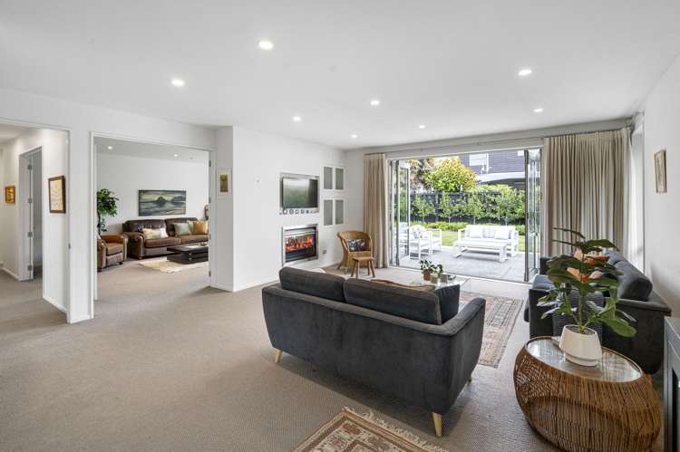 36 Applefield Court Northwood_10