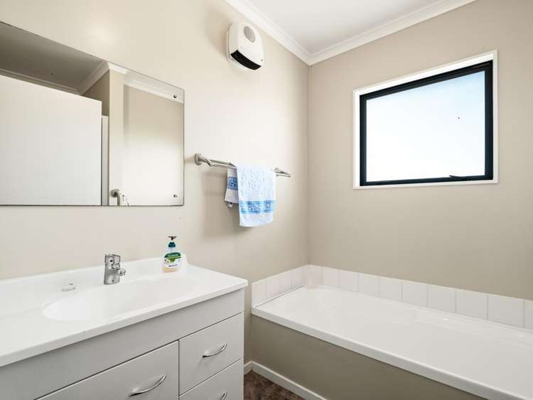 33 Bourke Street Waikouaiti_14