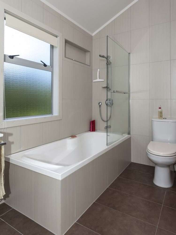 38 Hinemoa Terrace Tairua_13