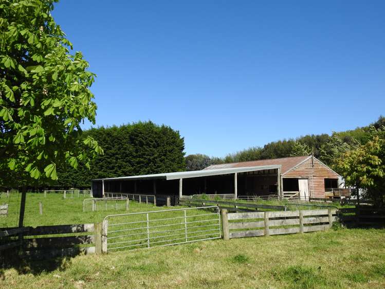 692 Papatotara Road Tuatapere_3