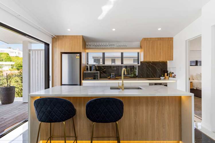 9 Selwyn Avenue Mission Bay_24