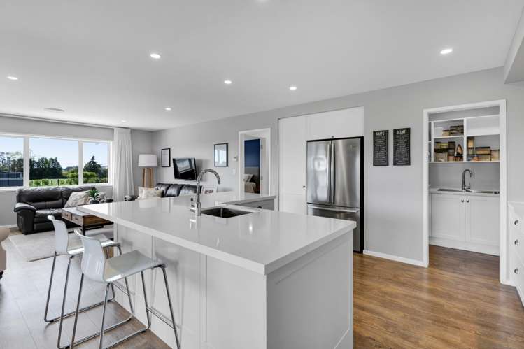 1371 Egmont Road Egmont Village_7