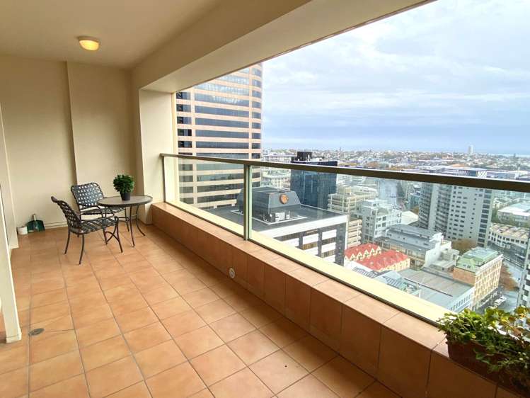 2202/8 Albert Street Auckland Central_10