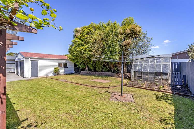 30 Clivedon Place Redwood_10