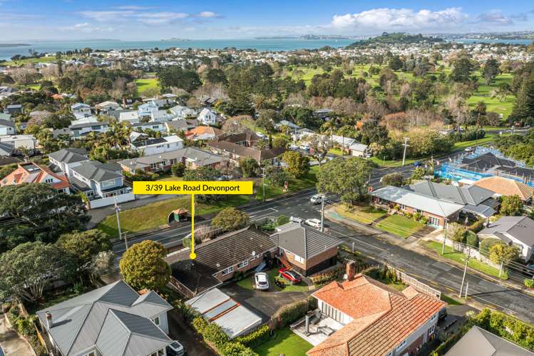 3/39 Lake Road Devonport_37