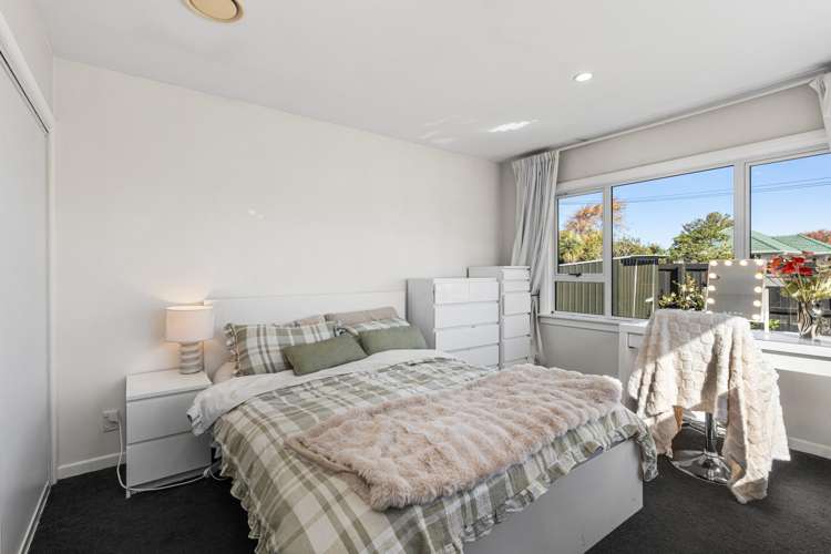 21 Neill Street Hornby_9