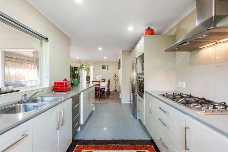 29 Seresin Crescent Flat Bush_19