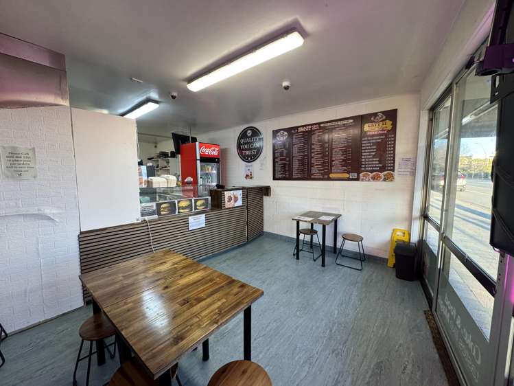 2/219 Omahu Road Frimley_13