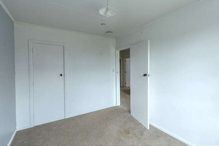 33 Stuart Crescent Masterton_15