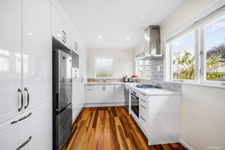 57b Lancaster Road Beach Haven_6