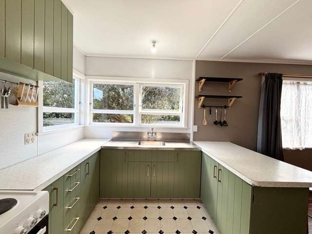 32 Kitchener Road Waiuku_2