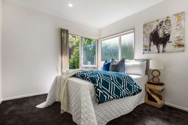 24 Langana Avenue Browns Bay_20