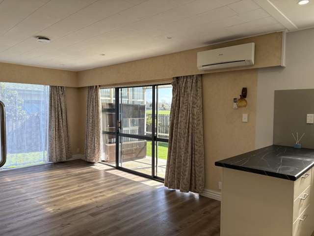 3/557 Gladstone Road 1052_2