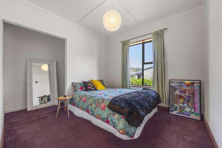 22 Ainslee Place North East Valley_16