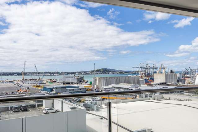 906/18 Beach Road Auckland Central_2