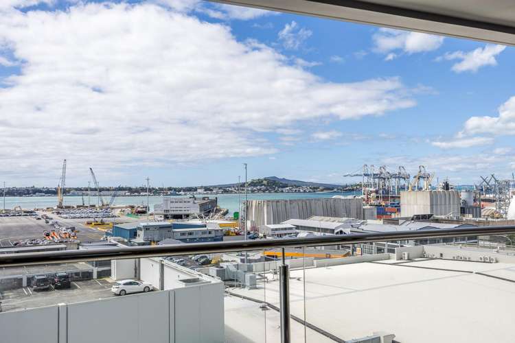 906/18 Beach Road Auckland Central_1