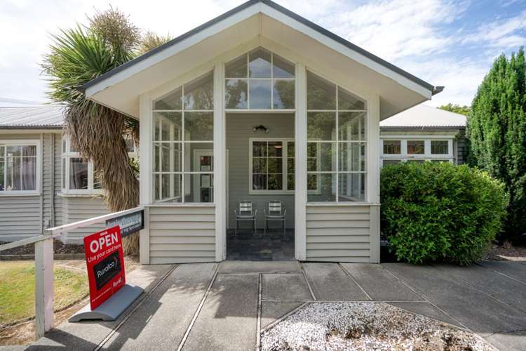 105 Barrington Street Somerfield_1