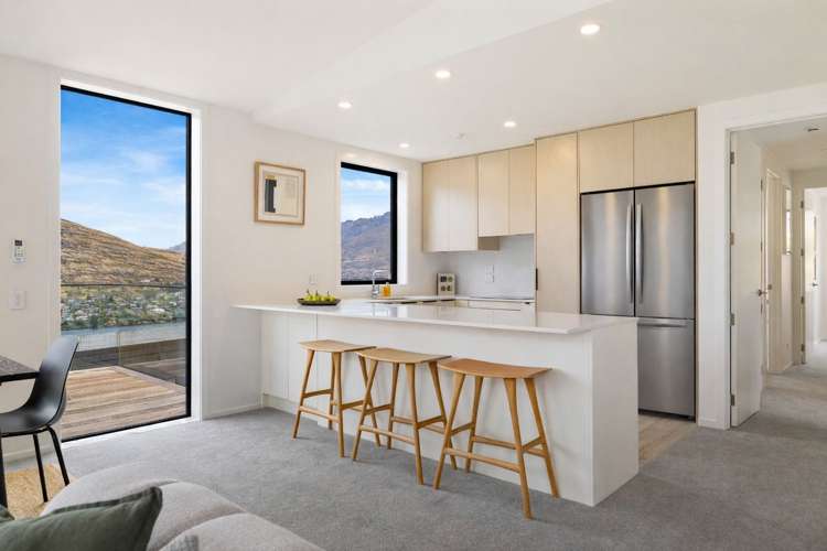 49 Angelo Drive Queenstown_5