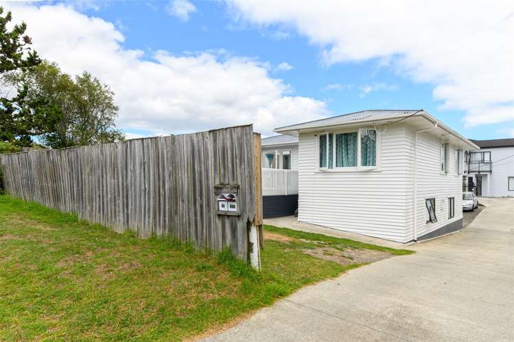 54 Glen Road Ranui_14