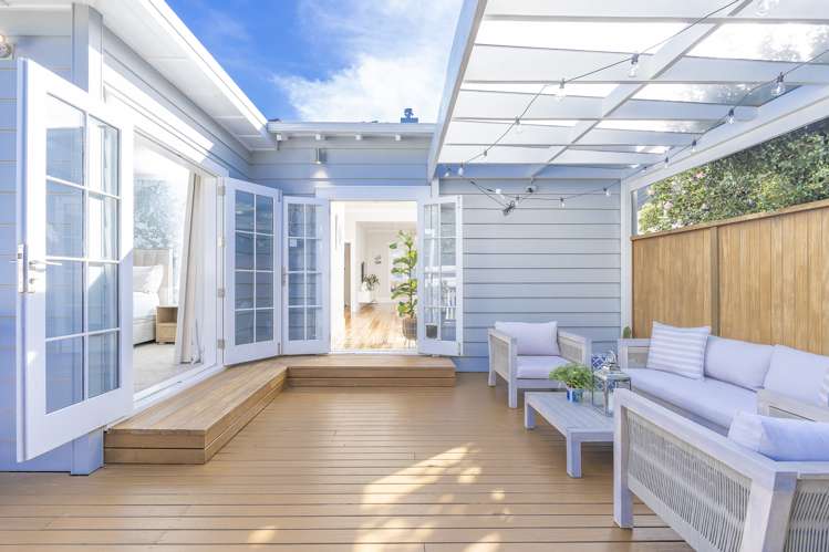 8 Pine Street Mount Eden_14