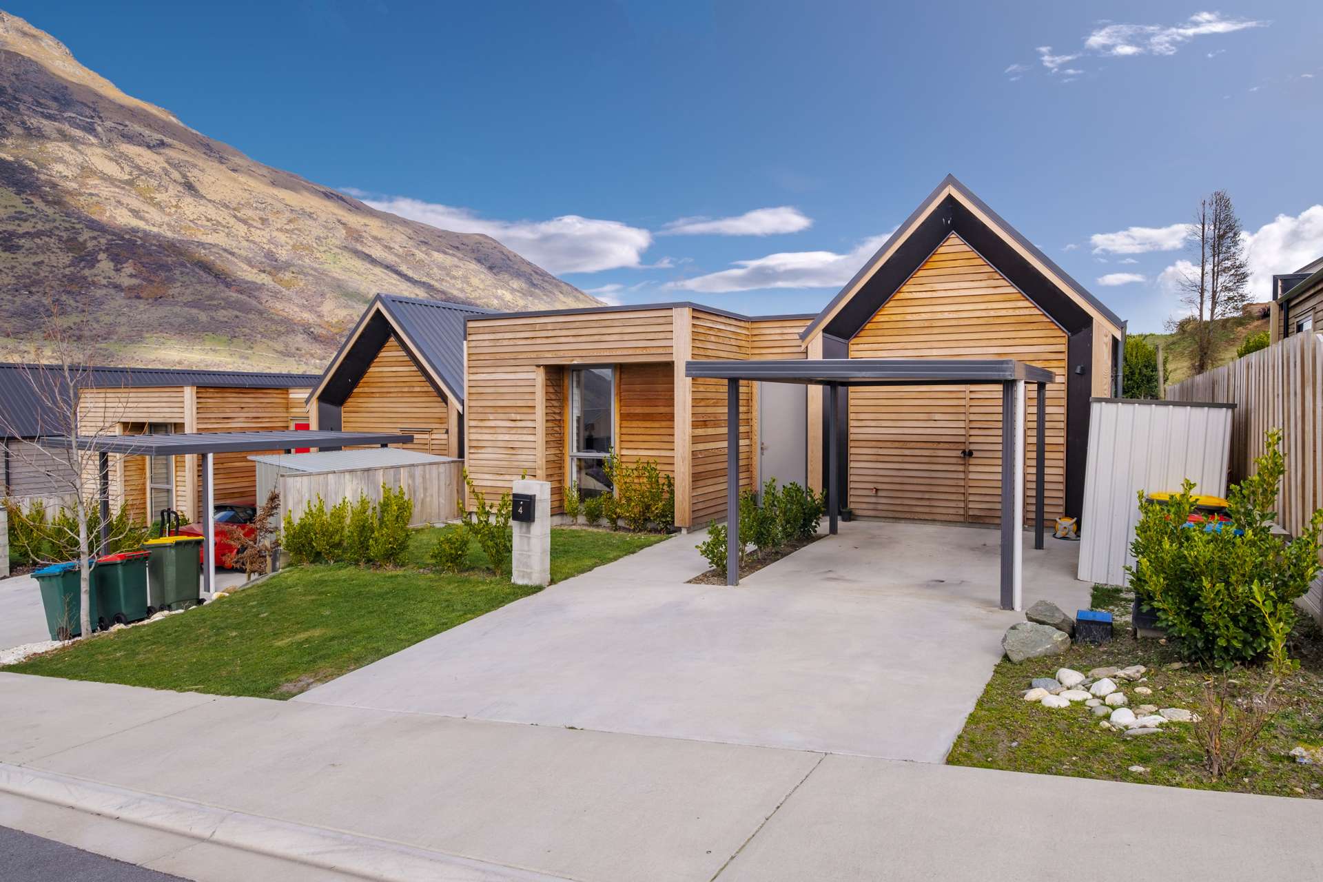 4 Huxley Place Dalefield/Wakatipu Basin_0