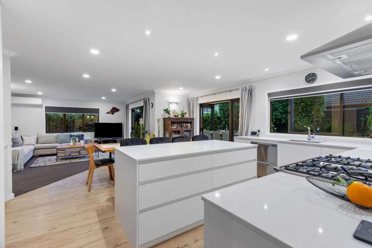 47 Mauritius Key Papamoa Beach_13