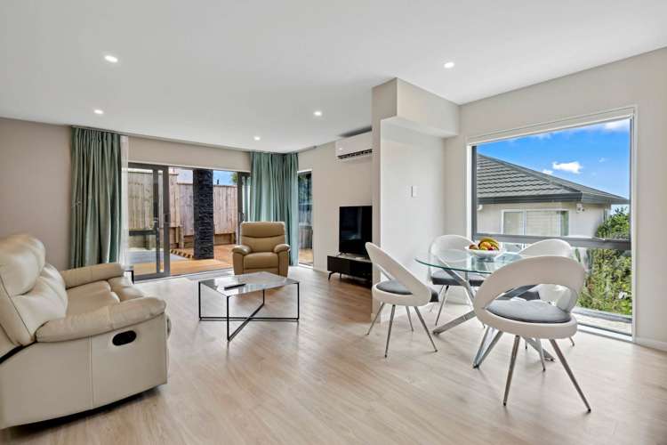 247c Glenfield Road Hillcrest_3