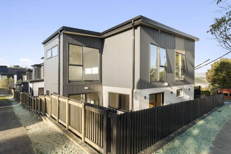 2/24 Elstree Avenue Glen Innes_35