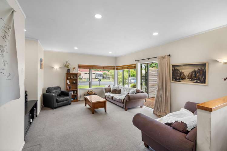 9 Cromwell Drive Fitzroy_3