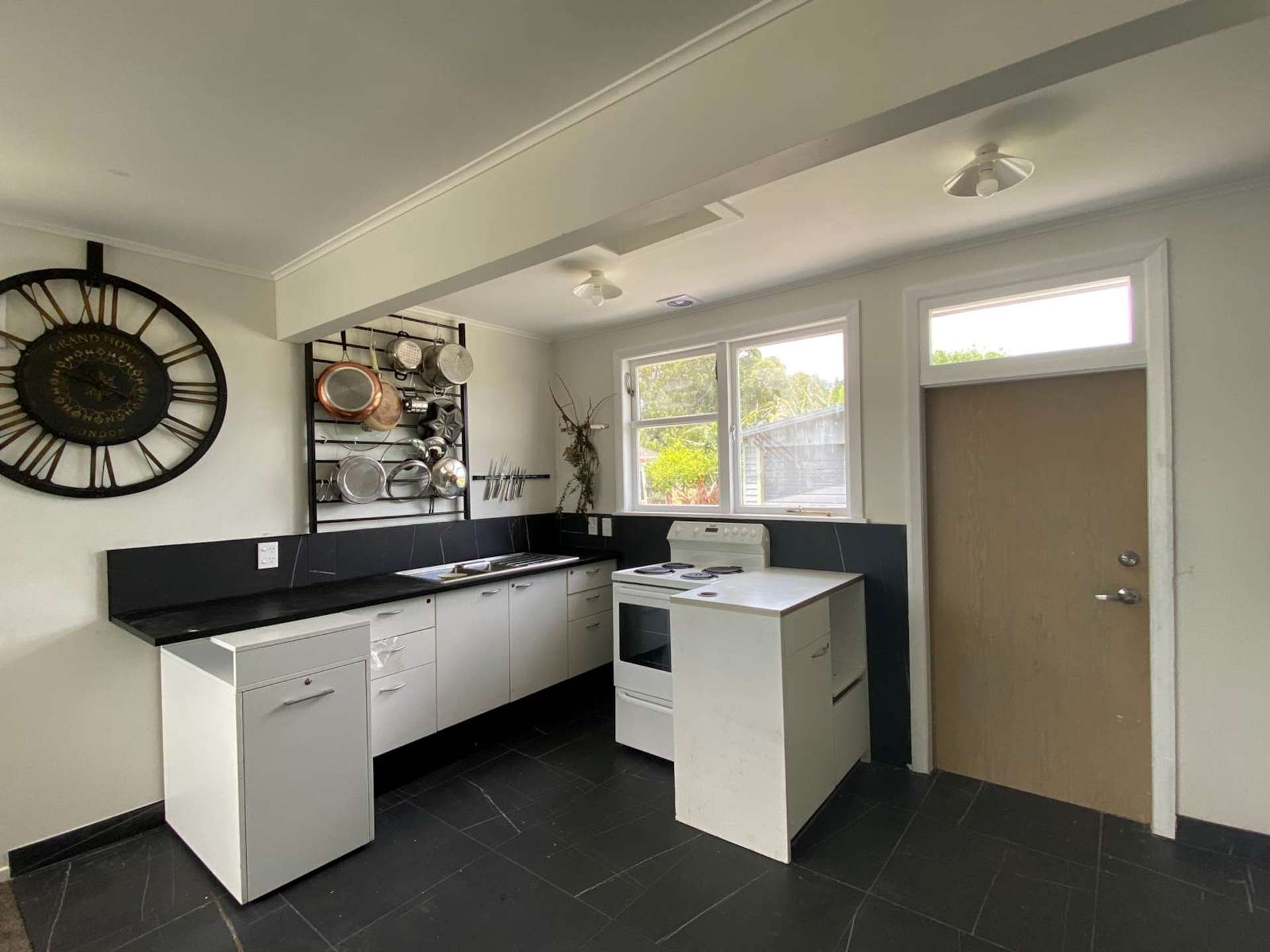 5 Raleigh Place Otara_0