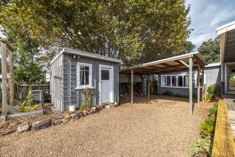 11 Putiki Road Ostend_22