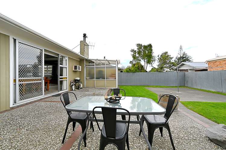 38 Upham Crescent Taradale_7