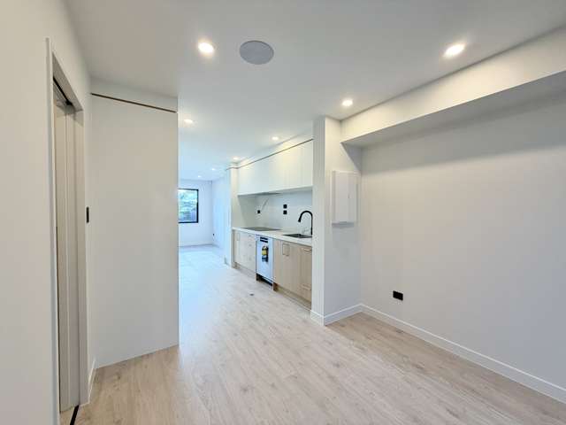 2/75 Te Taruna Drive Milldale_4