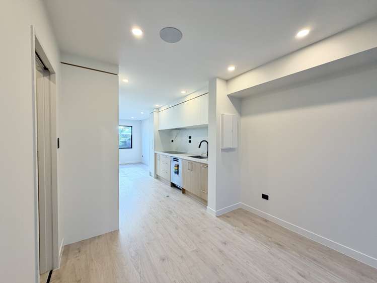 2/75 Te Taruna Drive Milldale_3