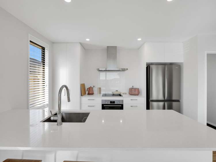 63 Pegasus Main Street Pegasus_10