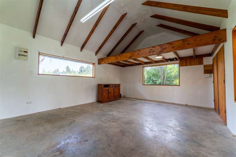 531 Doake Road Levels Valley_15