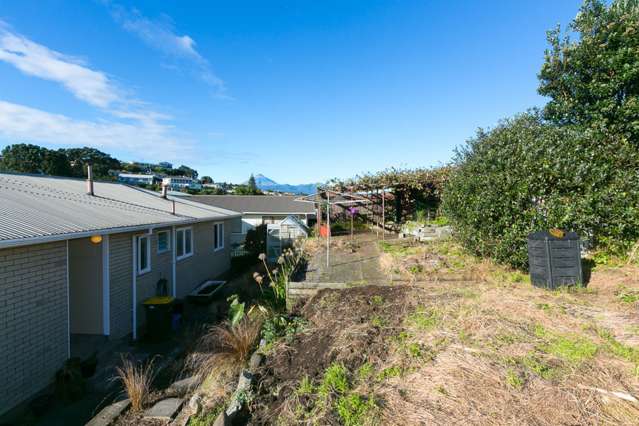 7 Rospeath Crescent Spotswood_2