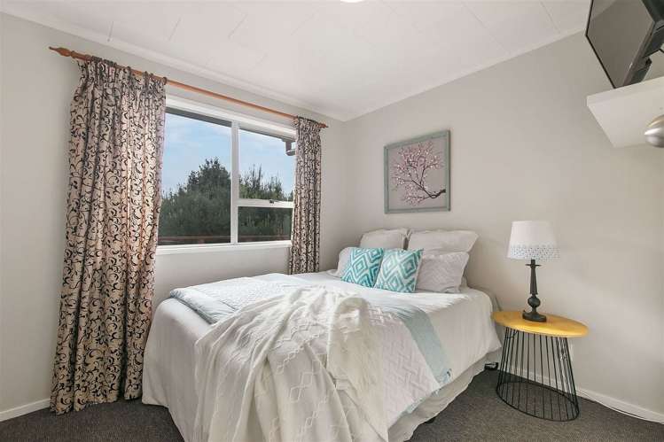 8 Erica Road Sunnynook_8