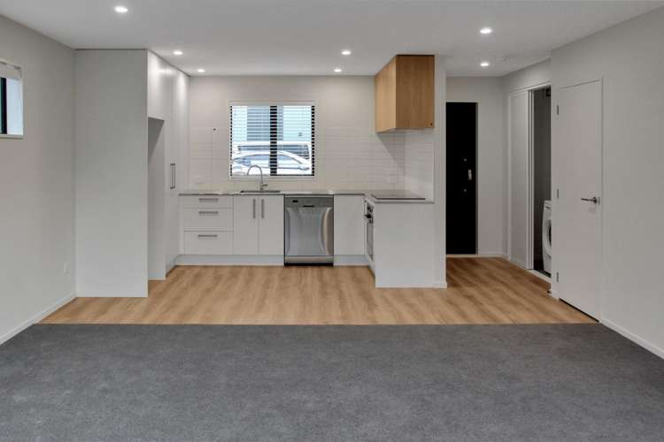 1/306 Worcester Street_0