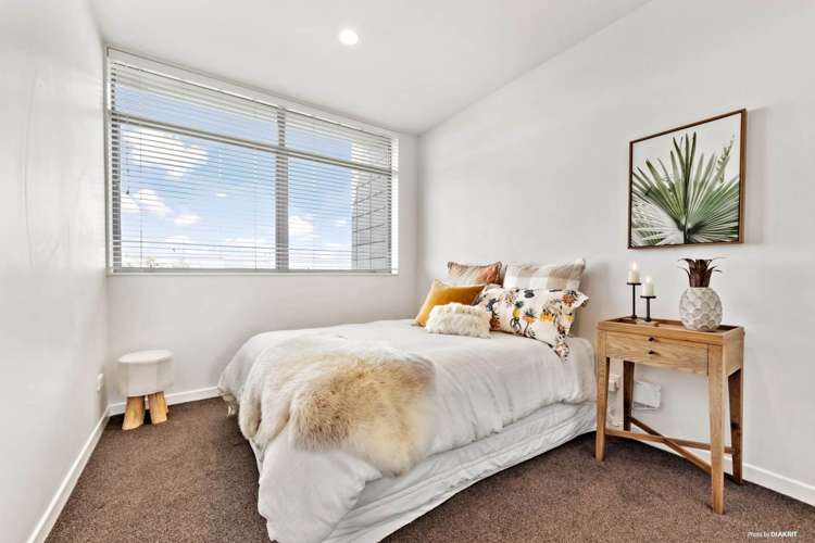 425 Murphys Road Flat Bush_5