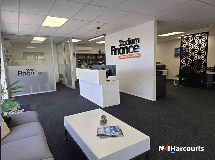 206 Ferry Road Waltham_26