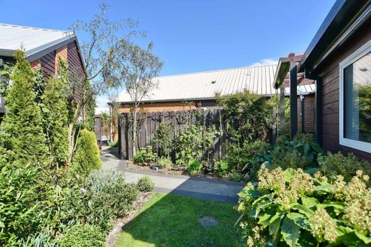 2/33 Studholme Street Somerfield_30